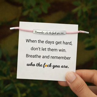 Remember Who The Fuck You Are Armbånd